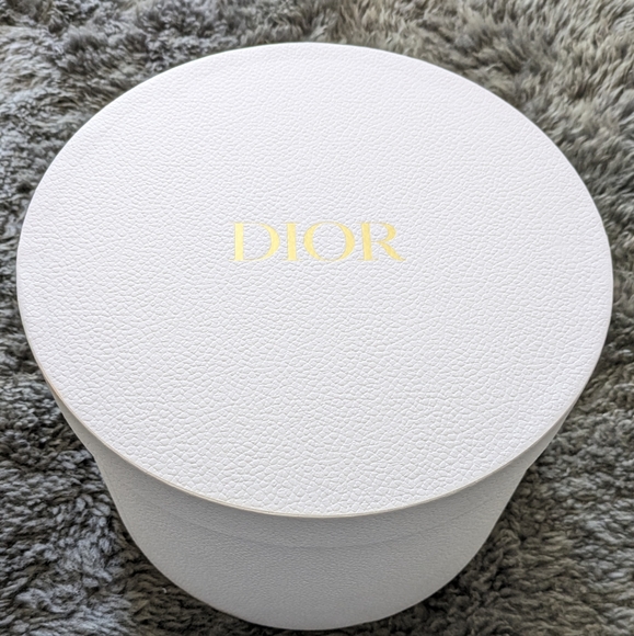 Christian Dior Bucket Hat. - Picture 10 of 11